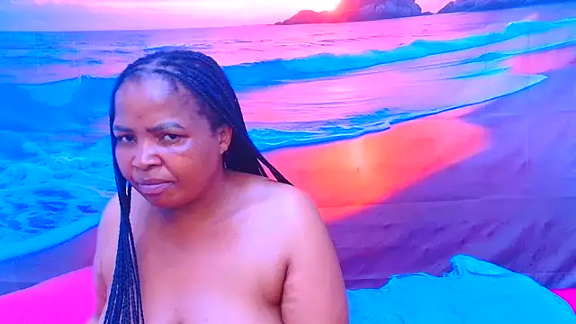 GoldenLuxeLady online show from 06-03-26, 11:55