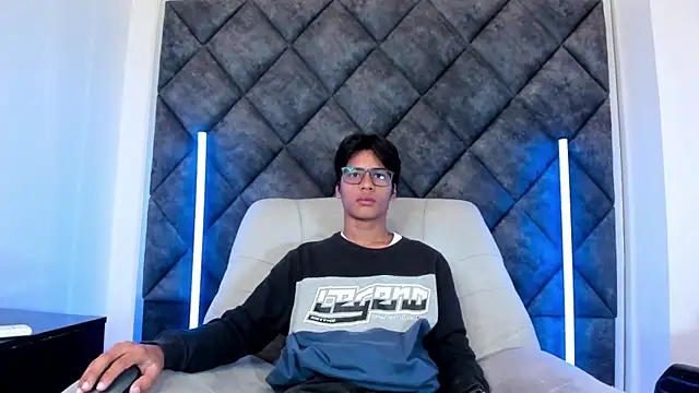 LiamKron online show from 05-13-26, 12:01