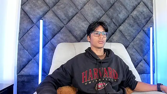 LiamKron online show from 05-05-26, 11:57
