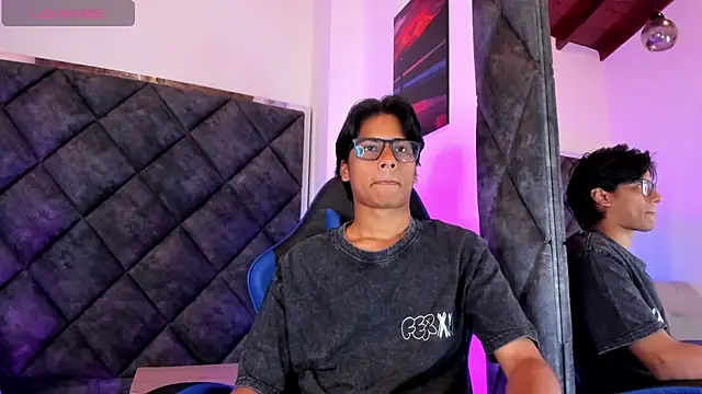 LiamKron online show from 07-08-26, 11:33