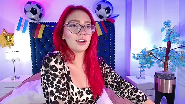 Snapshot of Amelie_adams chatting on 07-02-26, 11:16 Amelie adams online show from 07-02-26, 11:16
