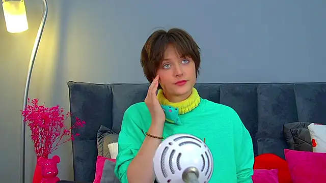 RitaRoses online show from 04-09-26, 03:07