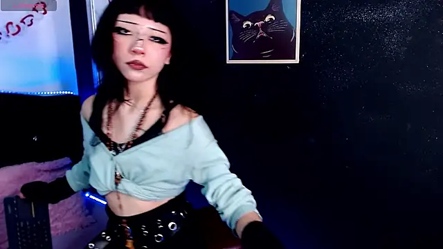 KiomyVamp online show from 05-21-26, 04:04