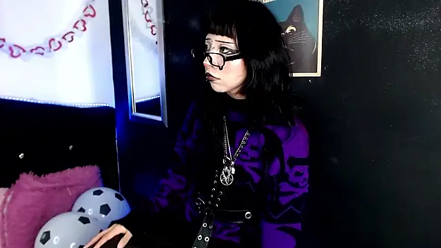 KiomyVamp online show from 06-04-26, 04:22