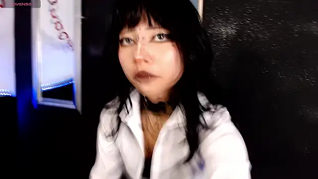 KiomyVamp online show from 04-24-26, 04:09