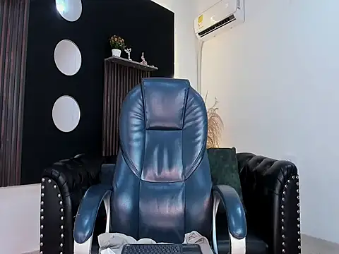 Snapshot of Coleth_Foster chatting on 04-14-26, 01:16 Coleth Foster online show from 04-14-26, 01:16