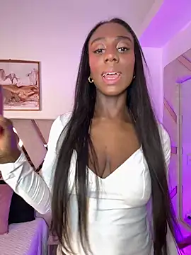 Zoe Ravenn online show from 05-18-26, 03:06