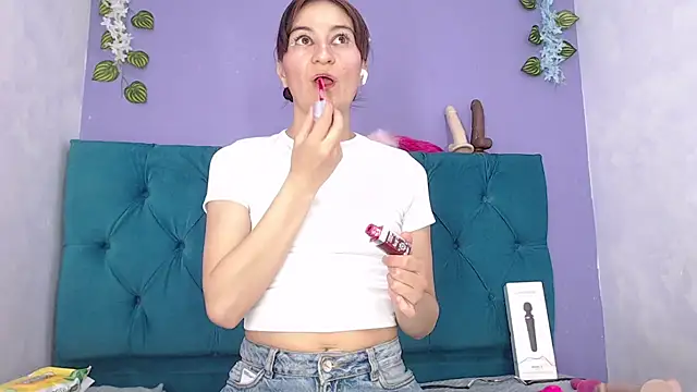 alorena megancm online show from 04-18-26, 03:09