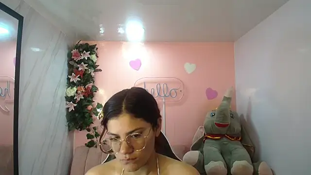 Scarlett jhonson ch online show from 04-15-26, 12:53