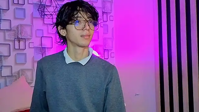 Snapshot of Twink_Sebas7 chatting on 05-17-26, 12:16 Twink Sebas7 online show from 05-17-26, 12:16
