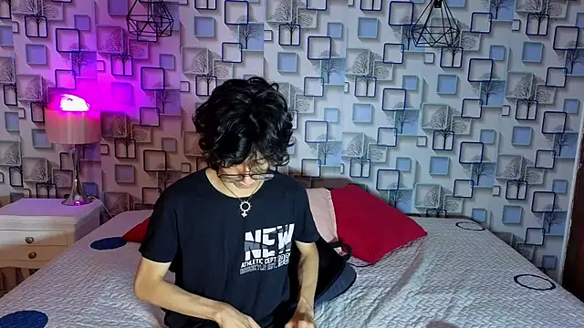 Snapshot of Twink_Sebas7 chatting on 04-28-26, 12:20 Twink Sebas7 online show from 04-28-26, 12:20