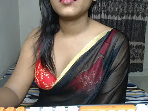 Snapshot of VelvetCoupleLive chatting on 07-21-26, 03:57 VelvetCoupleLive online show from 07-21-26, 03:57