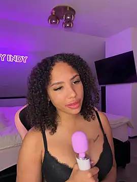 Snapshot of princessromyindy chatting on 04-16-26, 08:20 princessromyindy online show from 04-16-26, 08:20