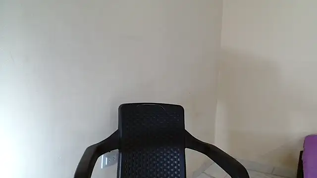 Snapshot of franchezkacarsonn chatting on 06-19-26, 12:11 franchezkacarsonn online show from 06-19-26, 12:11
