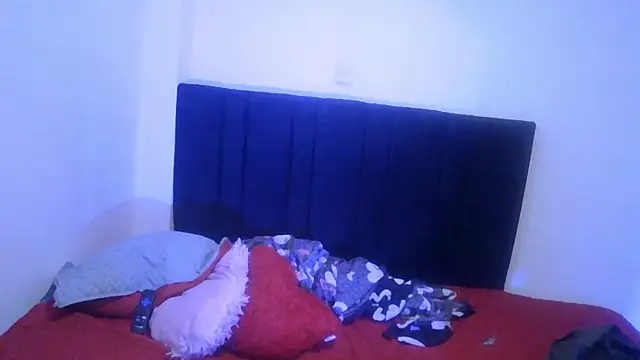 Snapshot of Leilany_sexy chatting on 04-11-26, 12:40 Leilany sexy online show from 04-11-26, 12:40