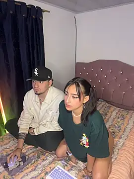 hotlatinocouple   online show from 04-14-26, 05:56