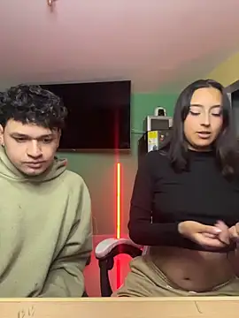 hotlatinocouple   online show from 07-01-26, 11:49