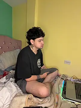 hotlatinocouple   online show from 07-22-26, 06:48