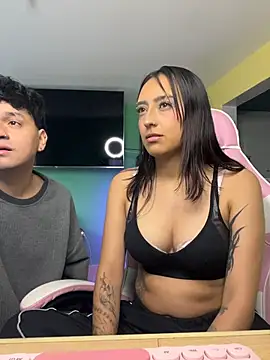 hotlatinocouple   online show from 06-25-26, 10:26