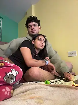 hotlatinocouple   online show from 07-10-26, 05:51