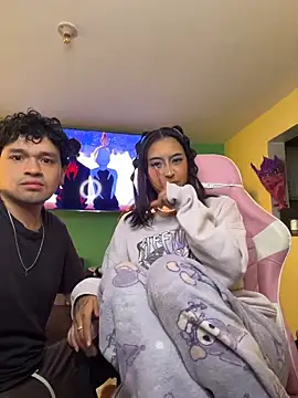 hotlatinocouple   online show from 06-12-26, 11:02