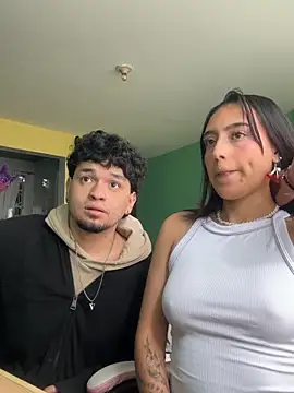 hotlatinocouple   online show from 05-27-26, 08:27