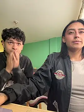 hotlatinocouple   online show from 05-25-26, 10:41