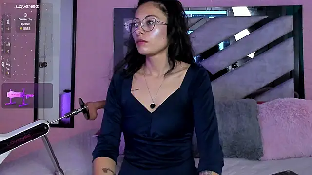 Kat santana online show from 04-30-26, 01:40