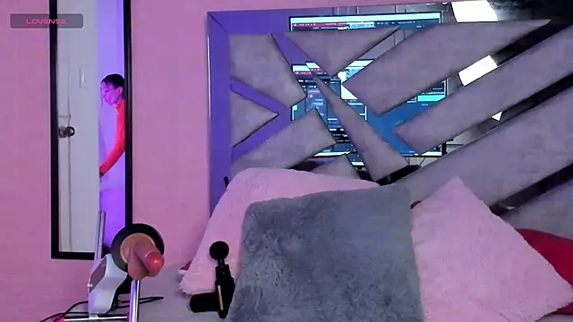 Kat santana online show from 04-29-26, 01:37
