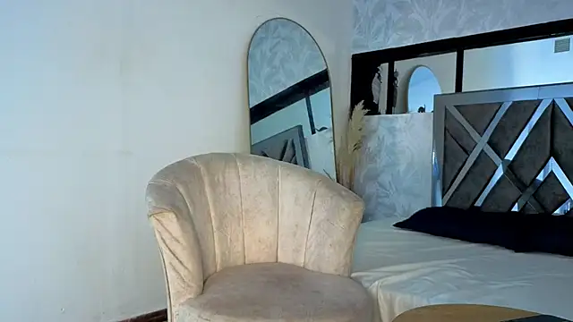 steicy torres online show from 04-22-26, 04:47