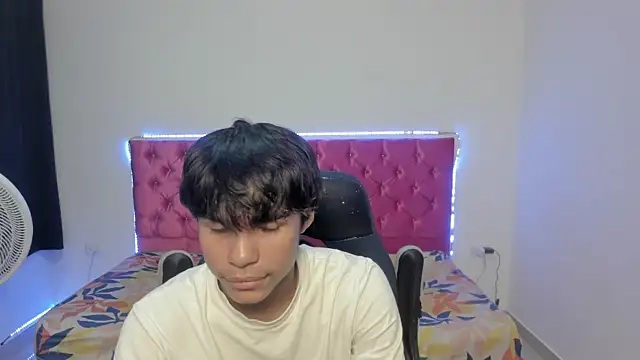 skinny sam online show from 05-25-26, 05:29