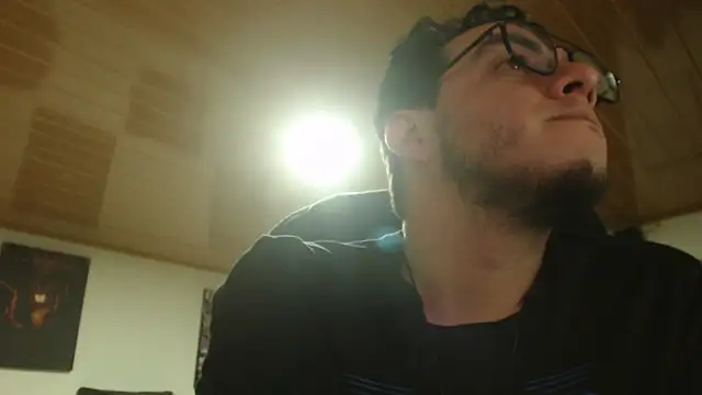 Snapshot of markswitch__ chatting on 04-09-26, 06:19 markswitch online show from 04-09-26, 06:19