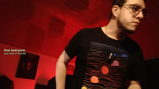 Snapshot of markswitch__ chatting on 04-09-26, 02:24 markswitch online show from 04-09-26, 02:24