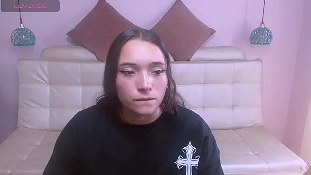 Marianne Cam online show from 04-22-26, 03:30