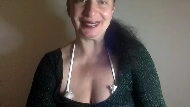 Lizzaa80 online show from 06-11-26, 06:16