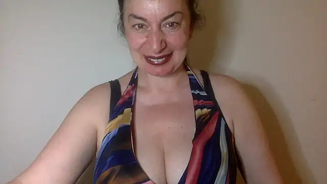 Snapshot of Lizzaa80 chatting on 06-07-26, 08:47 Lizzaa80 online show from 06-07-26, 08:47