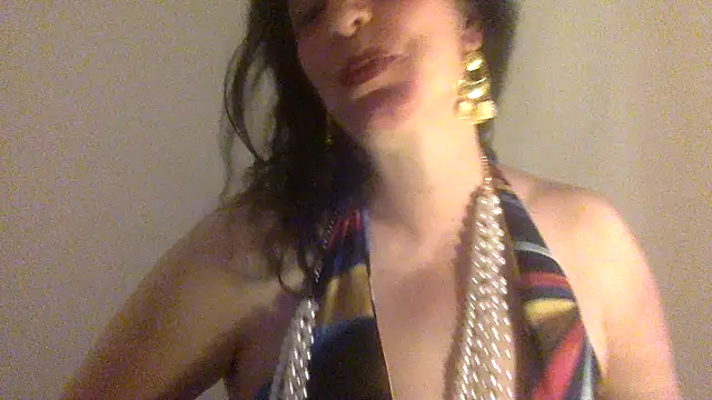 Snapshot of Lizzaa80 chatting on 05-10-26, 11:06 Lizzaa80 online show from 05-10-26, 11:06