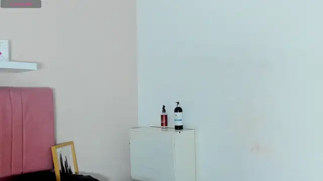 Sophie Ross18 online show from 04-14-26, 03:44