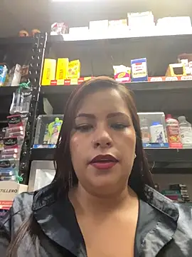MIA ROSSEEE online show from 05-15-26, 10:35