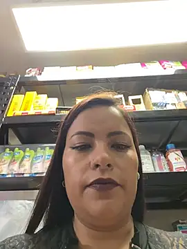 MIA ROSSEEE online show from 04-25-26, 01:41