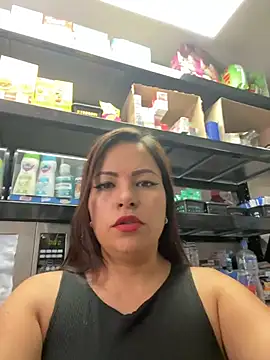 MIA ROSSEEE online show from 05-31-26, 02:01