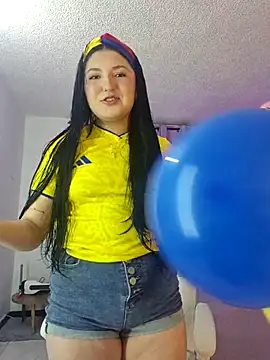 Celestee 21 online show from 06-18-26, 01:48