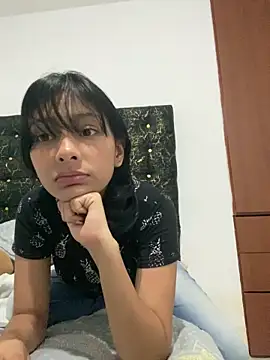 Snapshot of xoxo_anny chatting on 05-22-26, 11:47 xoxo anny online show from 05-22-26, 11:47