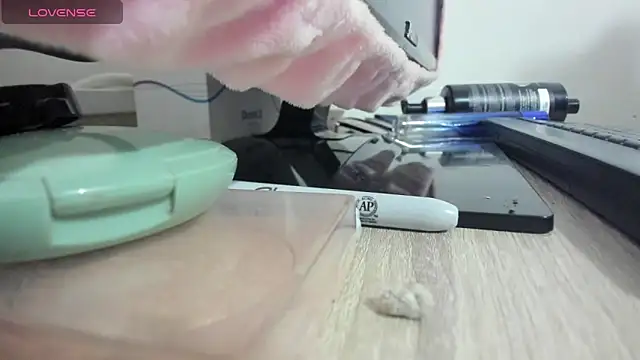 Brownie With Milk online show from 05-10-26, 05:44
