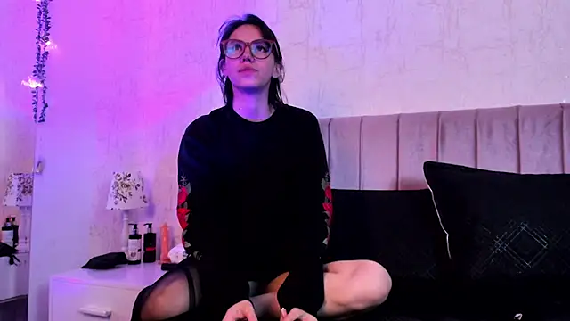 Alis Roze online show from 07-18-26, 07:33