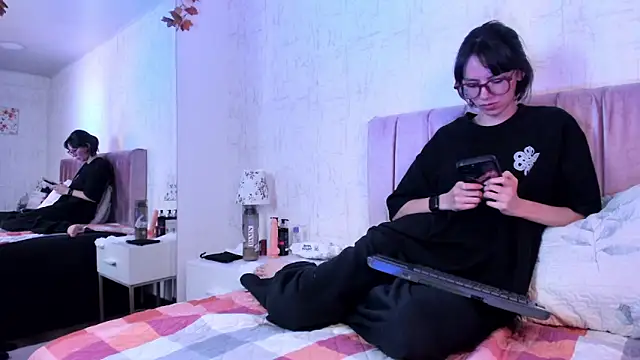 Alis Roze online show from 06-11-26, 01:49