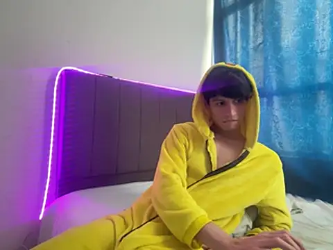  DavidPrince  online show from 04-17-26, 06:33