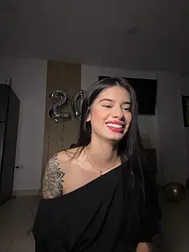 Snapshot of Giiasteele chatting on 05-03-26, 02:27 Giiasteele online show from 05-03-26, 02:27