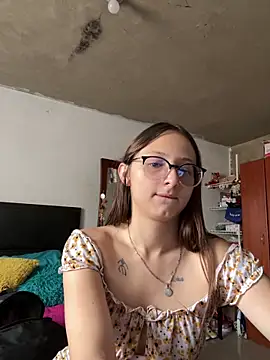 Aria roouse3 online show from 04-13-26, 02:21