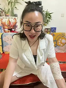 Snapshot of xxxlu886 chatting on 04-13-26, 01:15 xxxlu886 online show from 04-13-26, 01:15